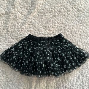 Black & white star tutu skirt size 2t from carters.